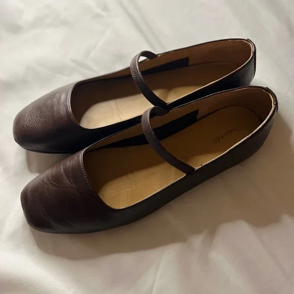 Madewell ‘Greta’ Brown Leather Mary Jane Flats - Picture 5 of 6